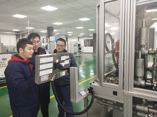 重慶 研發(fā)創(chuàng)新打破國(guó)外壟斷引領(lǐng)產(chǎn)業(yè)升級(jí)